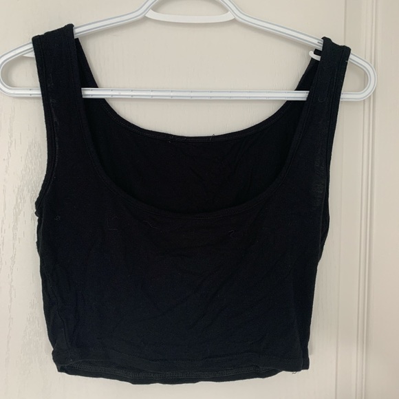 regular black tank - Picture 1 of 1